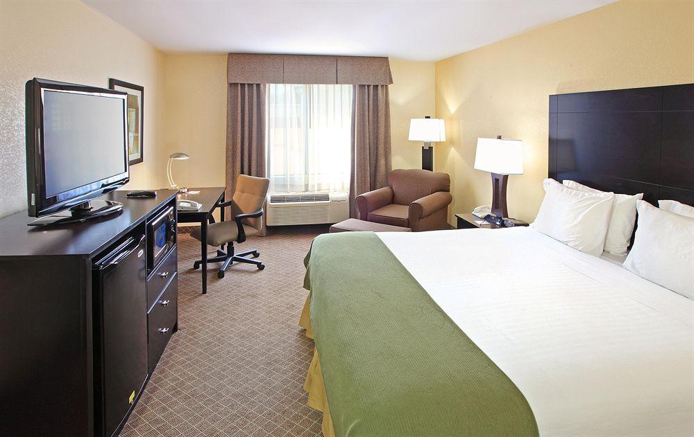 Comfort Inn & Suites Pine Bluff Cameră foto